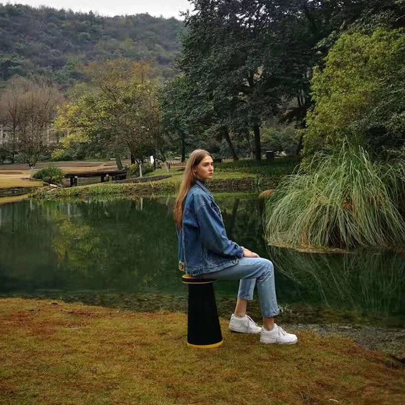 Tabouret pliable et portable